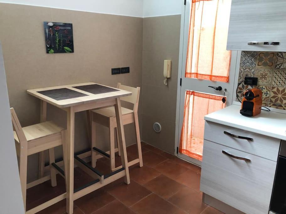 Bari For You - Guest House A 300Mt. Dal Mare Екстериор снимка